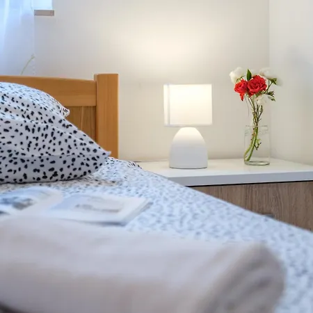 Apartments By The Sea Sumartin, Brac - 2952 Apartment
